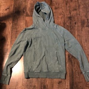 Lulu lemon sweatshirt size 4